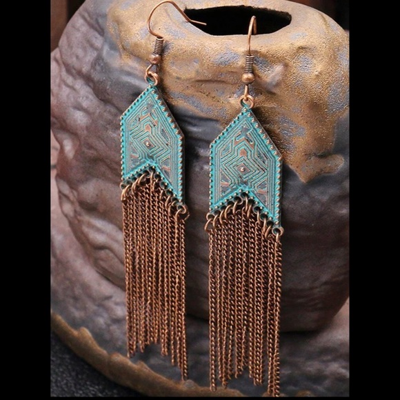 Jewelry - 2/$25 or 3/$35 NWOT Turquoise & bronze boho southwestern fringe earrings